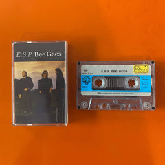Bee Gees / E.S.P, Kaset