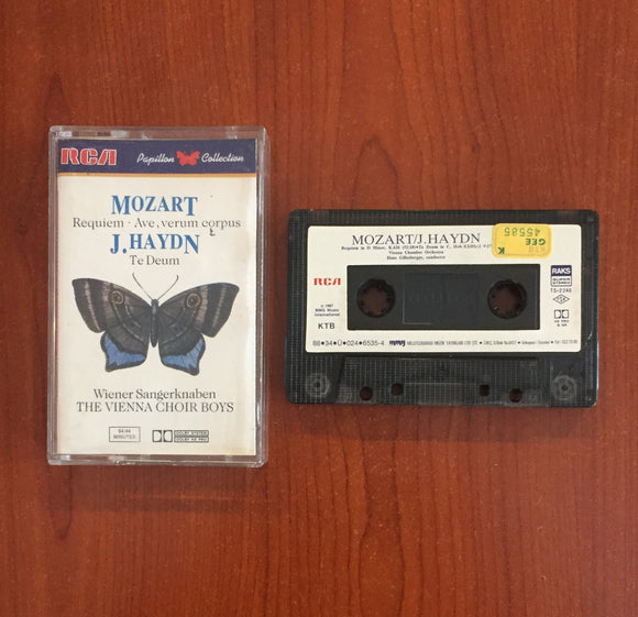 Mozart, J. Haydn, The Vienna Choir Boys / Requiem - Te Deum, Kaset