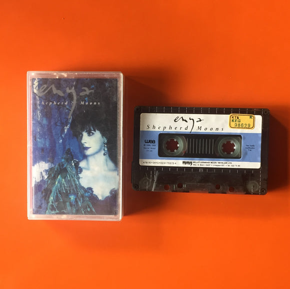 Enya / Shepherd Moons, Kaset