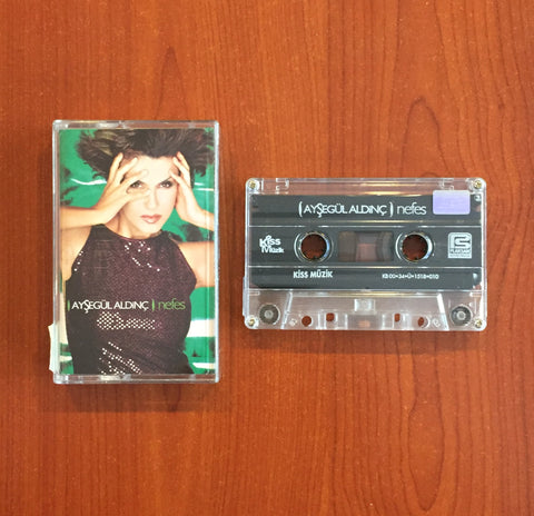 Ayşegül Aldinç / Nefes, Kaset