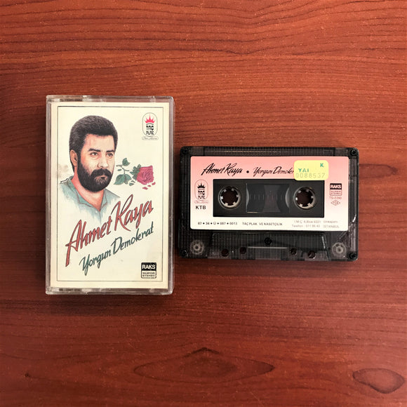 Ahmet Kaya / Yorgun Demokrat, Kaset