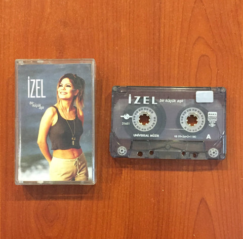 İzel / Bir Küçük Aşk, Kaset